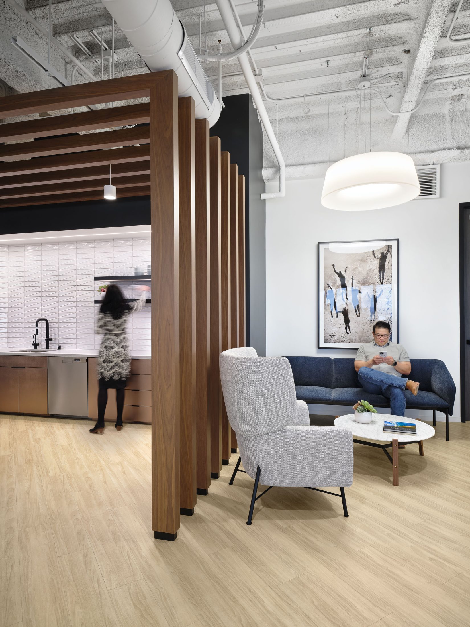 DentalXchange, lounge seating and kitchen